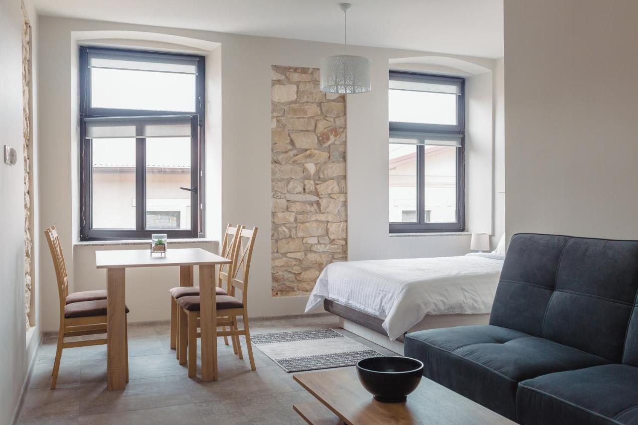 Pod Jasna 28 Appartement Częstochowa Buitenkant foto